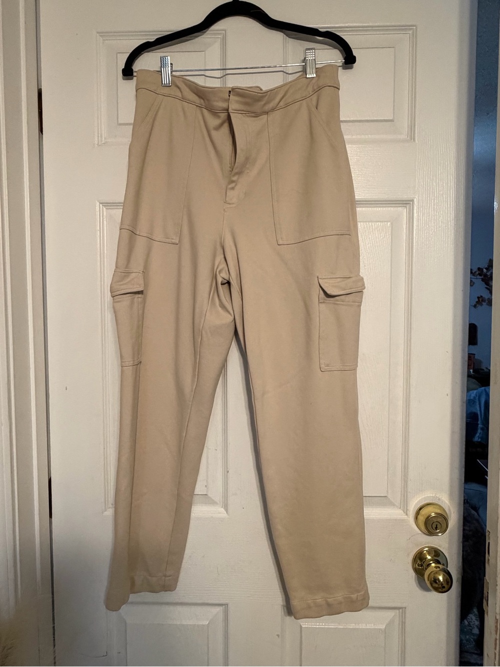Rachel Zoe women’s s Tan Cargo Pants with Utility Pockets